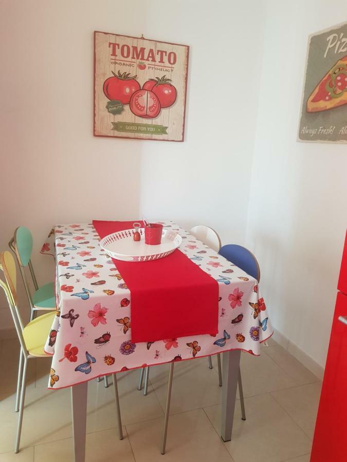 "La Casa Di Mariagrazia" Rooms Con Cucina Condivisa E Terrazza 삼미첼디바리 외부 사진