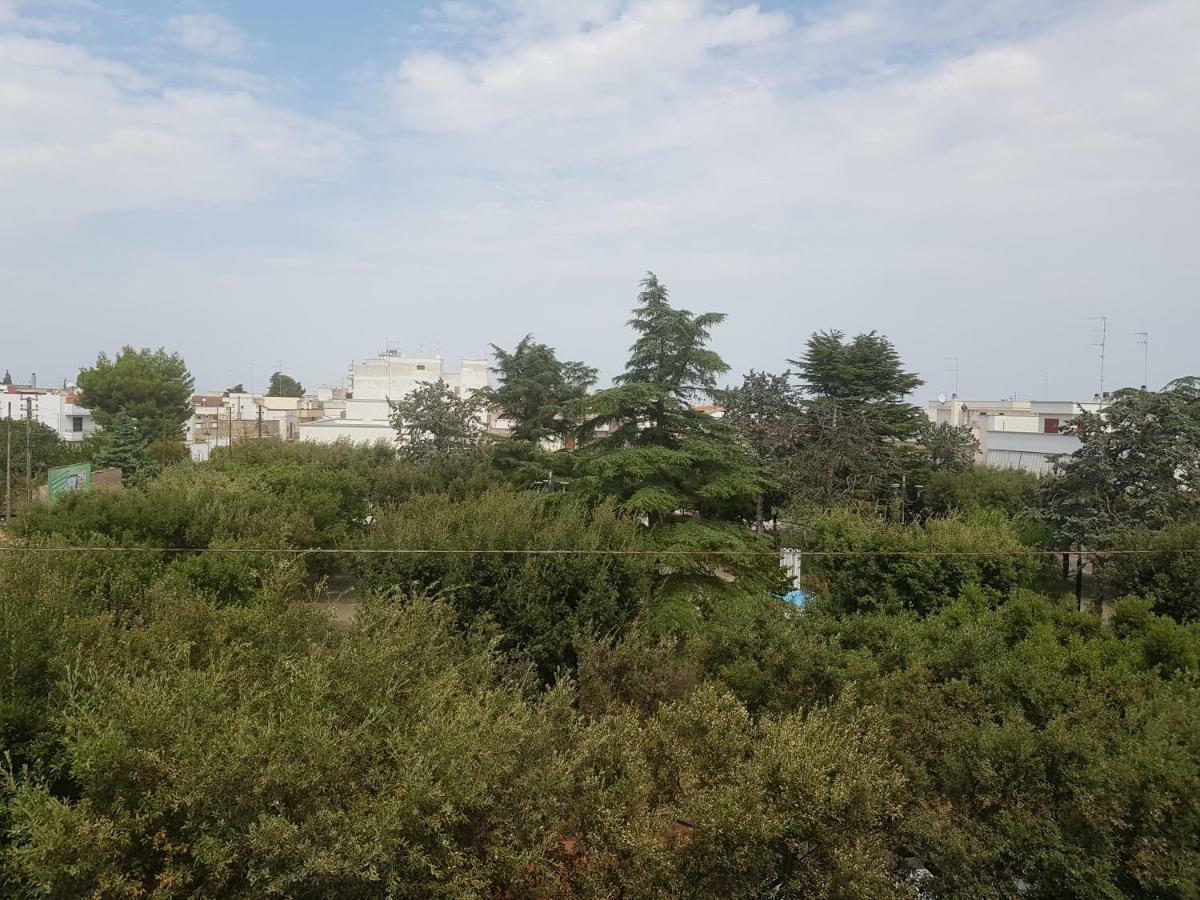 "La Casa Di Mariagrazia" Rooms Con Cucina Condivisa E Terrazza 삼미첼디바리 외부 사진