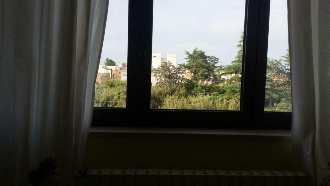 "La Casa Di Mariagrazia" Rooms Con Cucina Condivisa E Terrazza 삼미첼디바리 외부 사진